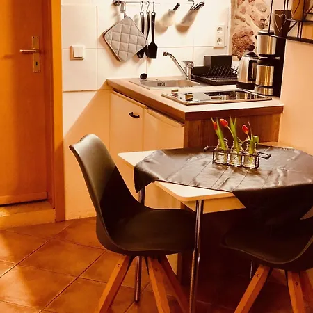 Neisse-gaestezimmer Im Altstadthaus Apartment *